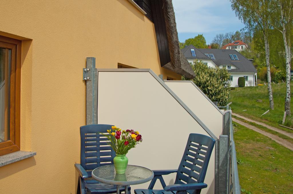 Ferien Unterm Reetdach In Gohren Hotel Goehren  Buitenkant foto