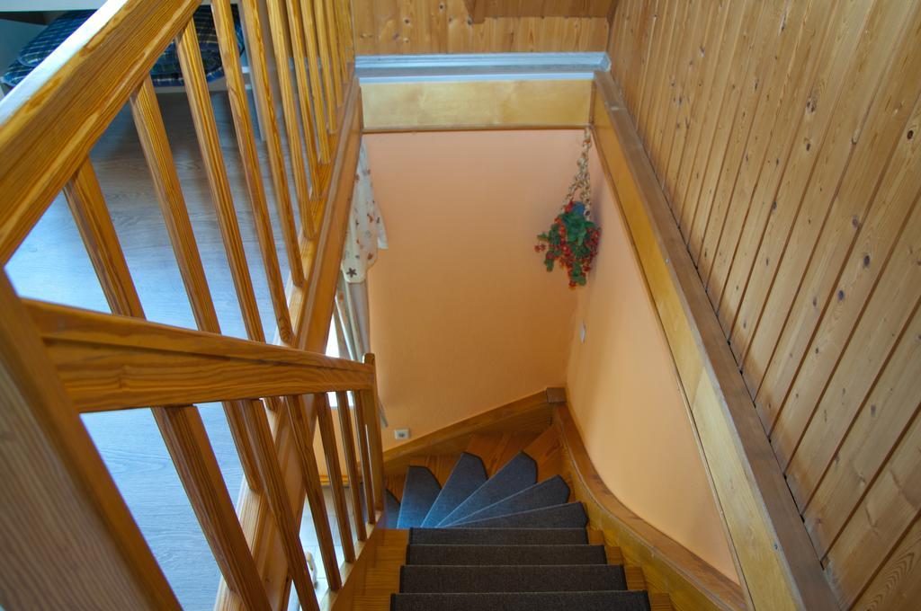 Ferien Unterm Reetdach In Gohren Hotel Goehren  Buitenkant foto
